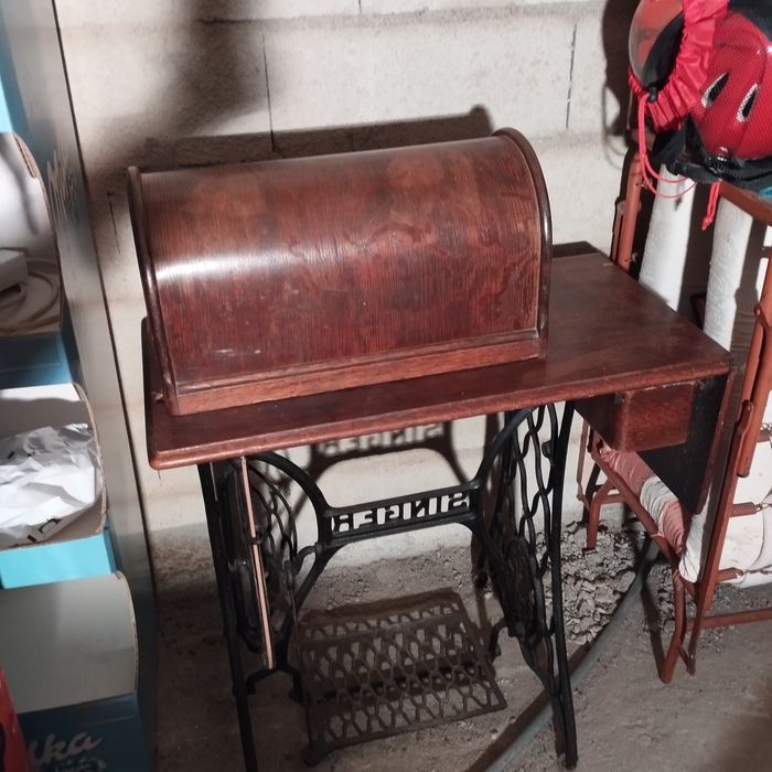 Máquina de costura Singer