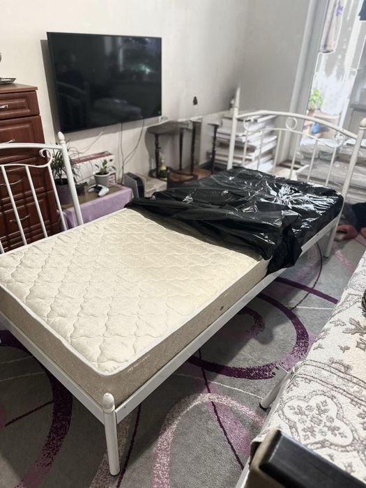 Продается кровать.