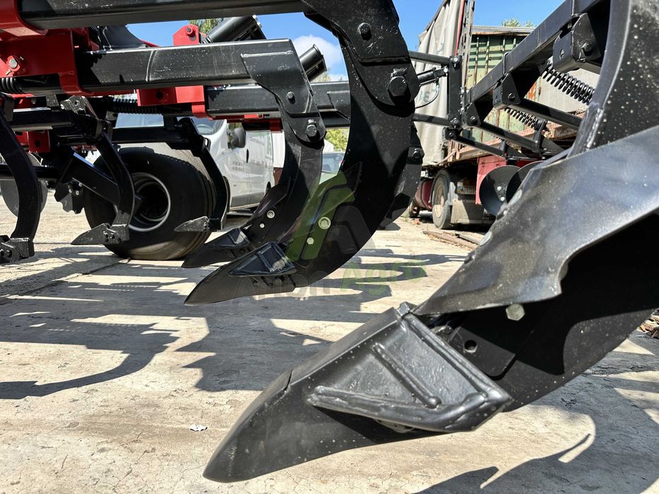 Глубокорыхлитель Case IH Ecolo Tiger 530 C Кейс эколотайгер