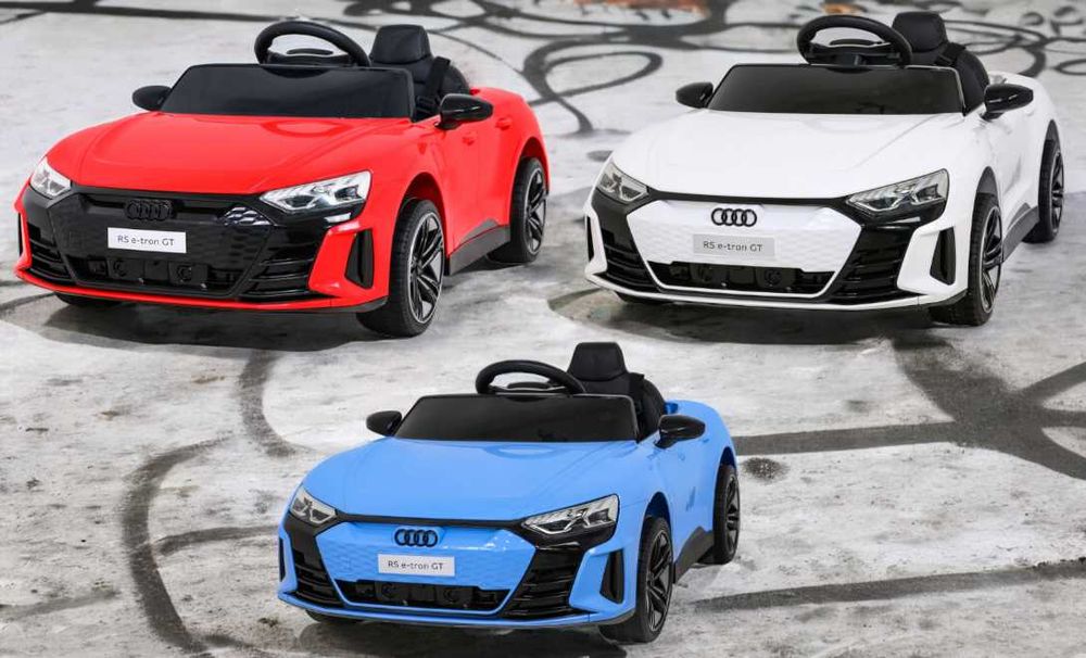 Samochód AUDI RS QUATTRO 4x4 Auto AKUMULATOR Motor Elektryczny DZIECI