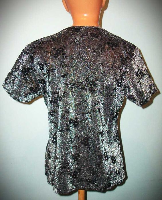 Srebrno-czarna bluzka, Masai