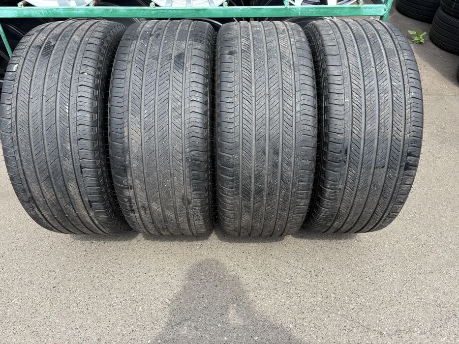 285/45R22 Michelin Primacy All Season  LR