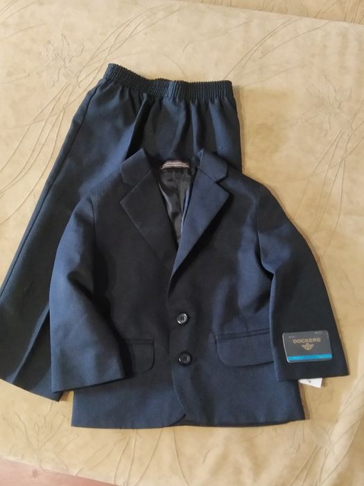 Костюм двойка чорного кольору на хлопчика 2 рочки