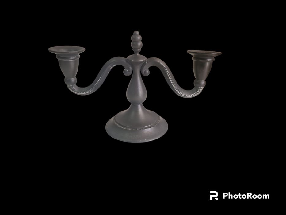 Candelabro de estanio