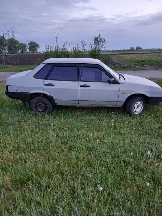 Продам ВАЗ 21099
