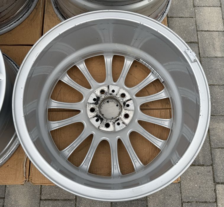Oryginalne felgi Bmw 19" F10 F11 F07 E60 E61 5x120 8.5J ET25 9.5J ET39