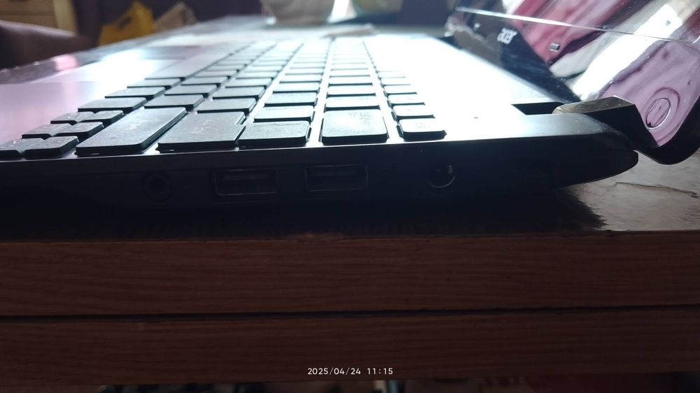 Netbook Acer Aspire v5