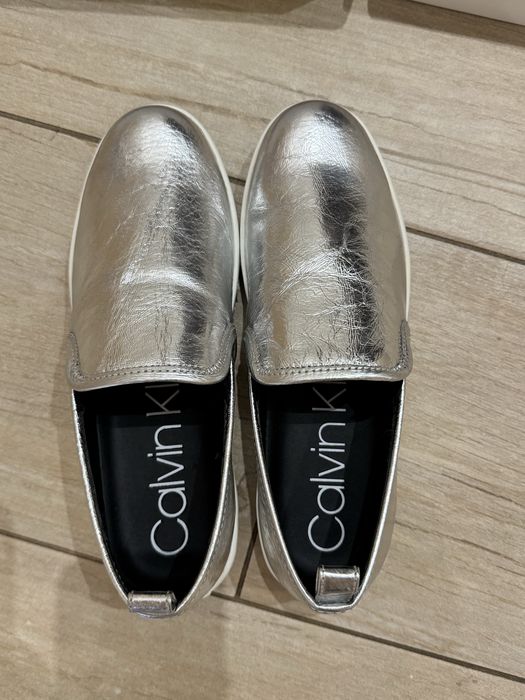 Кеди Calvin Klein сріблясті нові 37 розміру