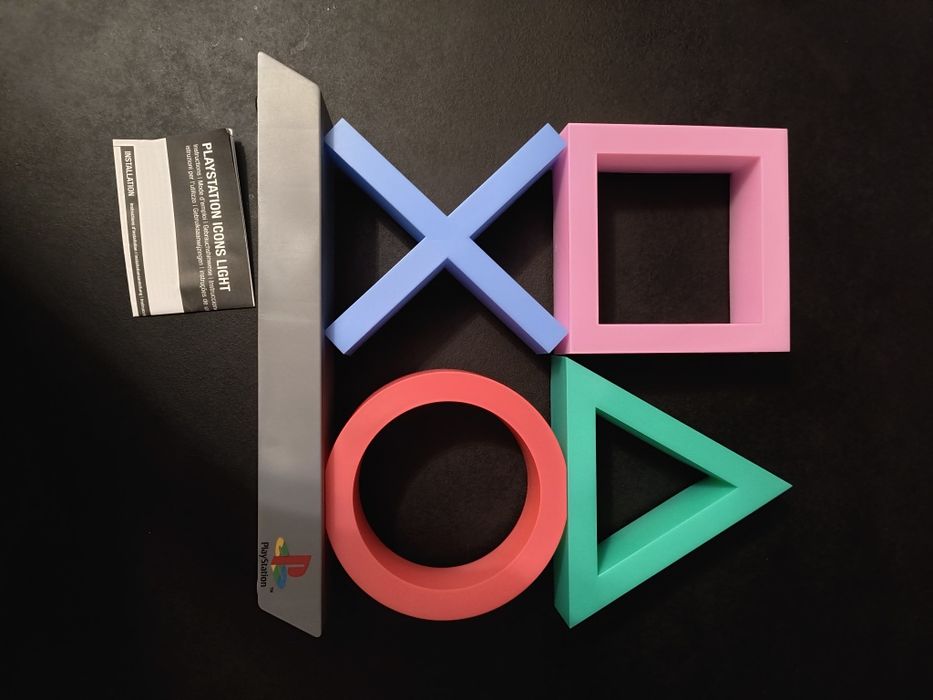 PlayStation lamka LED