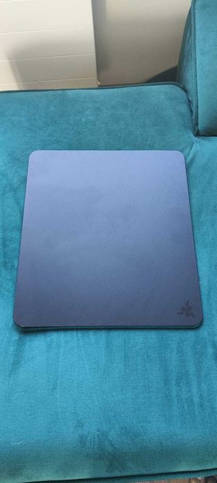 Razer Atlas - czarna szklana podkładka - jak nowa