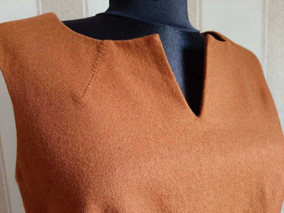 Сарафан-платье теплое, демисезонное, шерстяное. Сарафан ESPRIT.