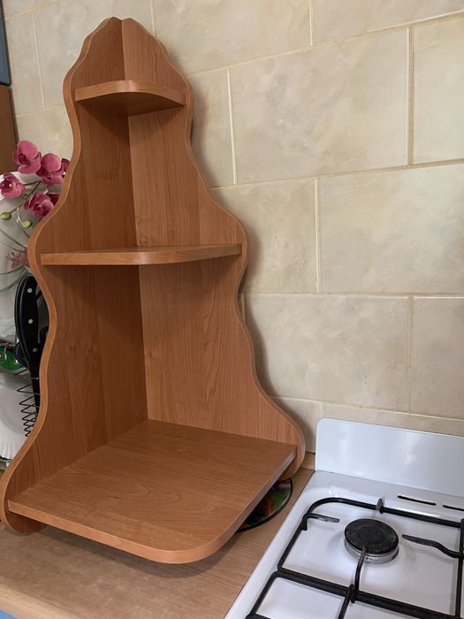 Полка на пол стол стену