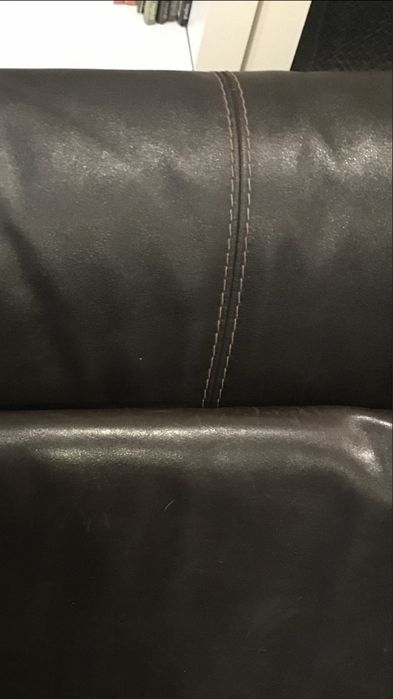 Sofa em pele de 3 lugares