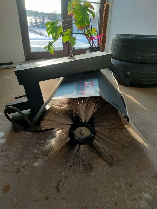 Zamiatarka szczotka MTD