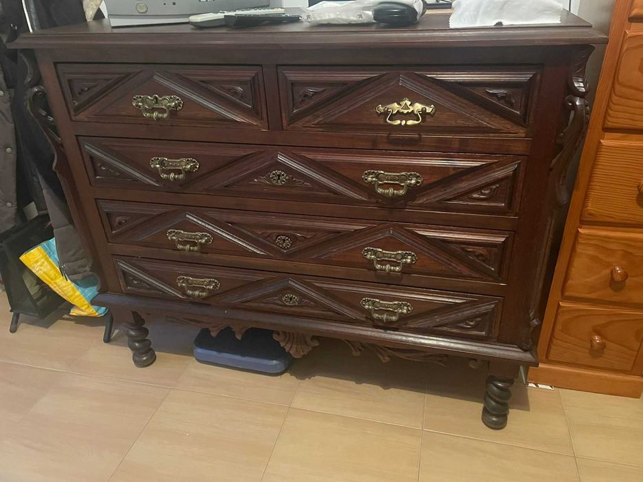 Móvel/Cómoda de 5 gavetas