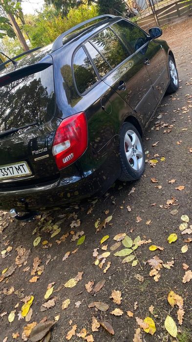 Skoda fabia 2011р