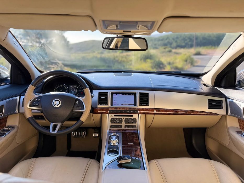 Jaguar XF Sportbrake 2.2