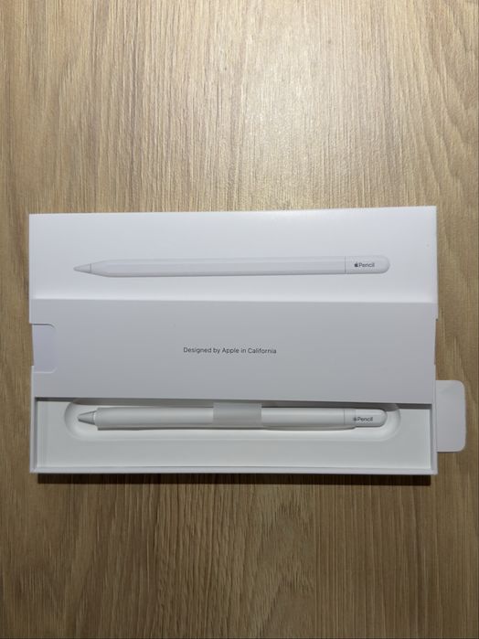 iPad A16 Silver 128GB + Pencil USB C