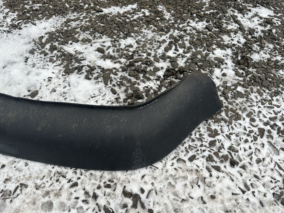 Губа переднього бампера гольф 4