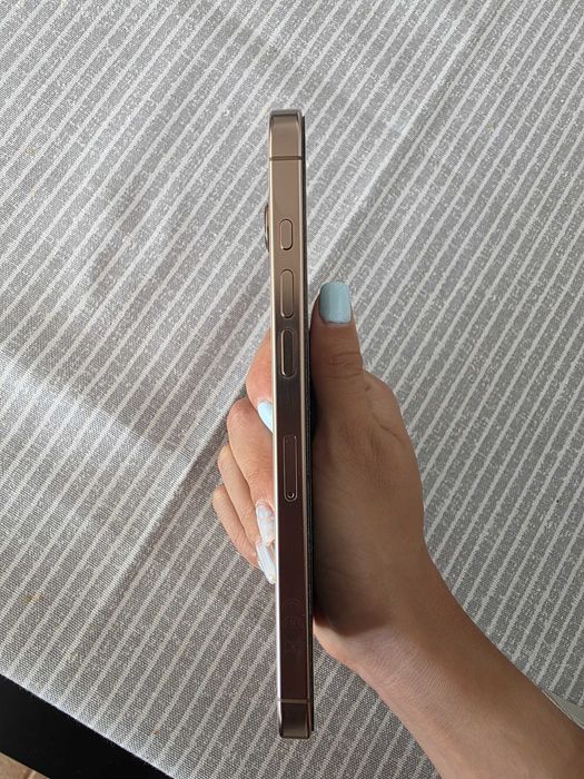 iPhone 16 Pro Max Desert Titanium | 100% saúde da bateria | Garantia + Caixa Original