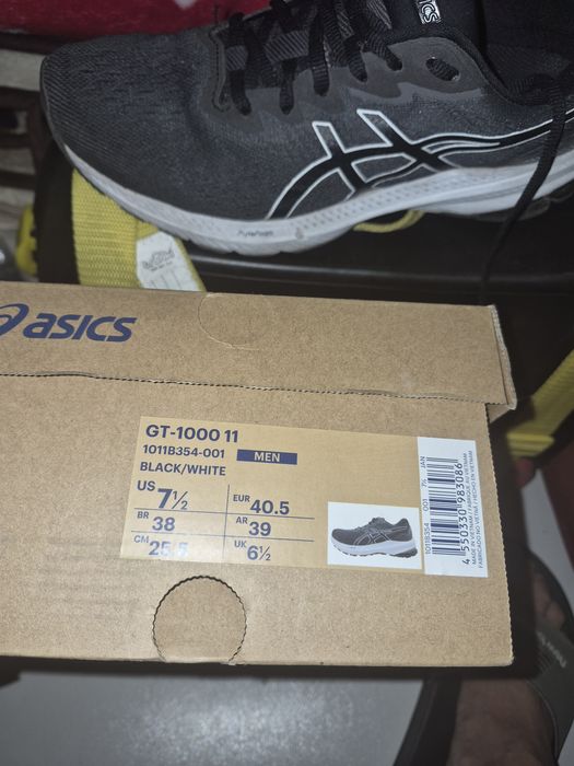 кросівки asics 25,5см