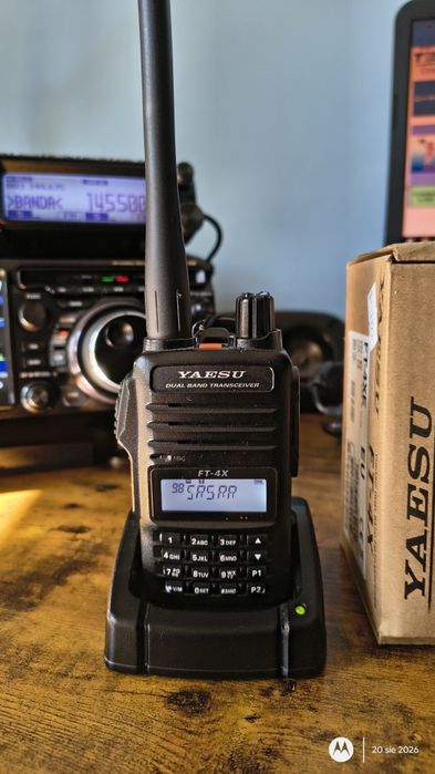 Yaesu FT-4X 2m/70cm dual band.
