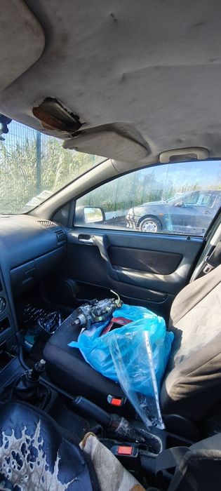 Vendo Vectra 1.7 TD peças