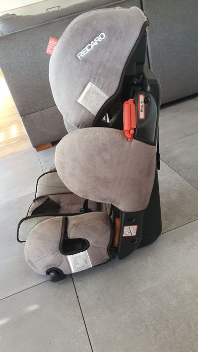 Fotelik samochodowy dla dziecka Recaro Young Sport  9-36