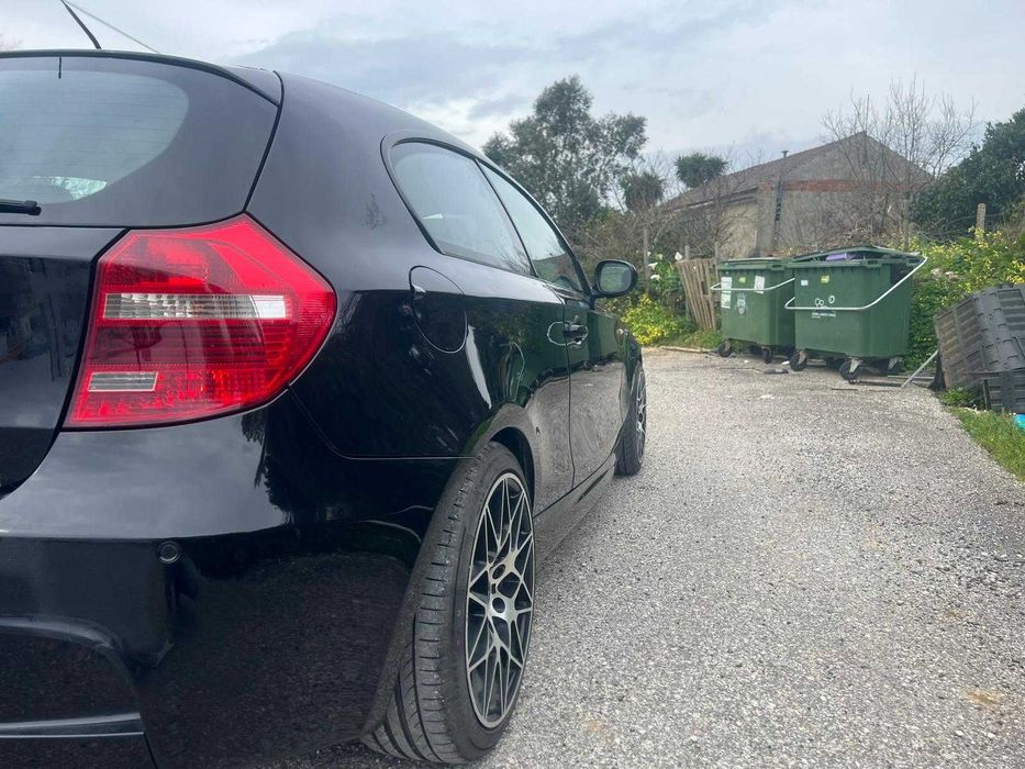 BMW 116d pack M 2012