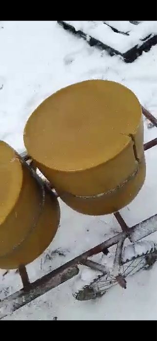 Wosk pszczeli 45zl/kg