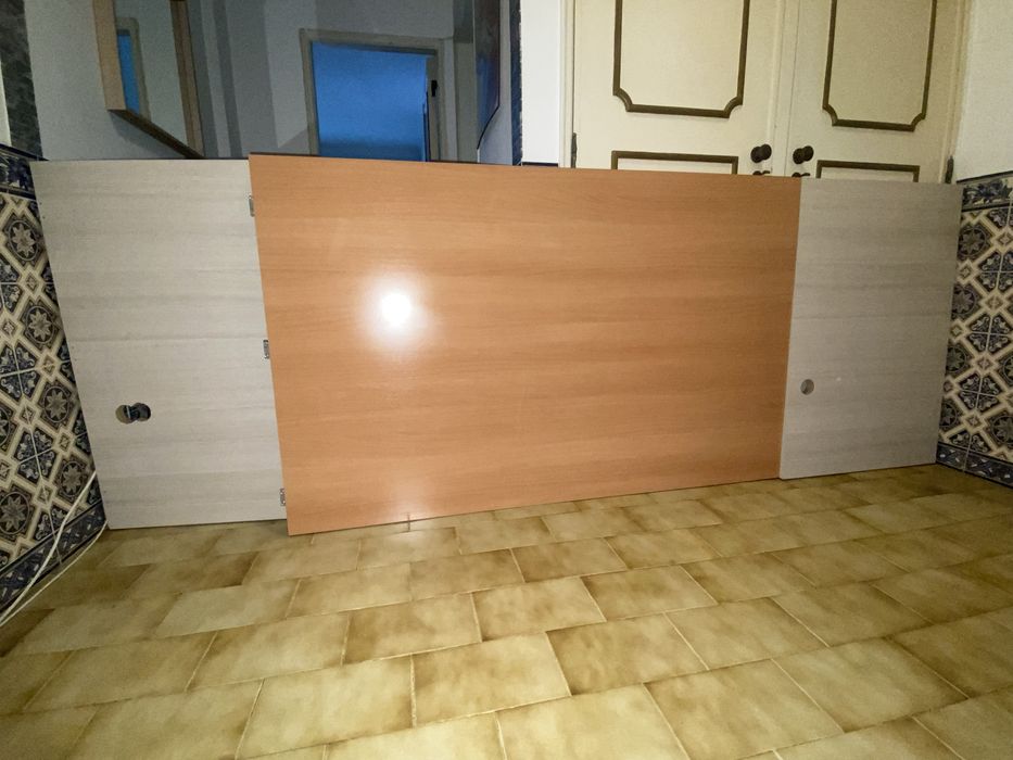 Cabeceira de cama em madeira