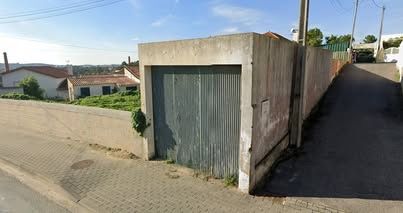 TERRENO URBANO À VENDA | SARGE- Torres Vedras | 424 m2