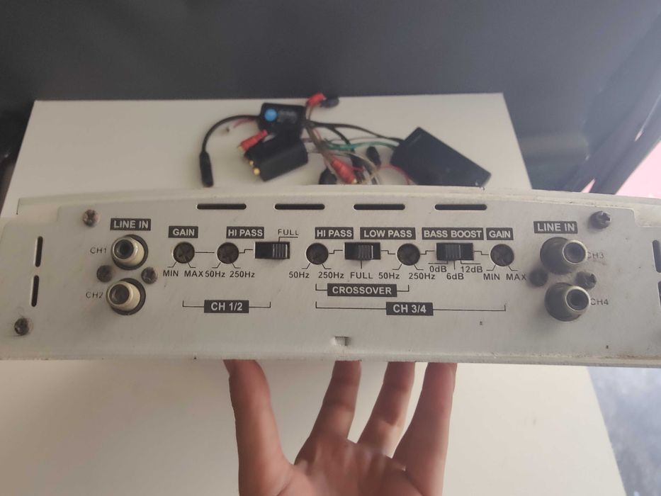 amplificador de colunas carro