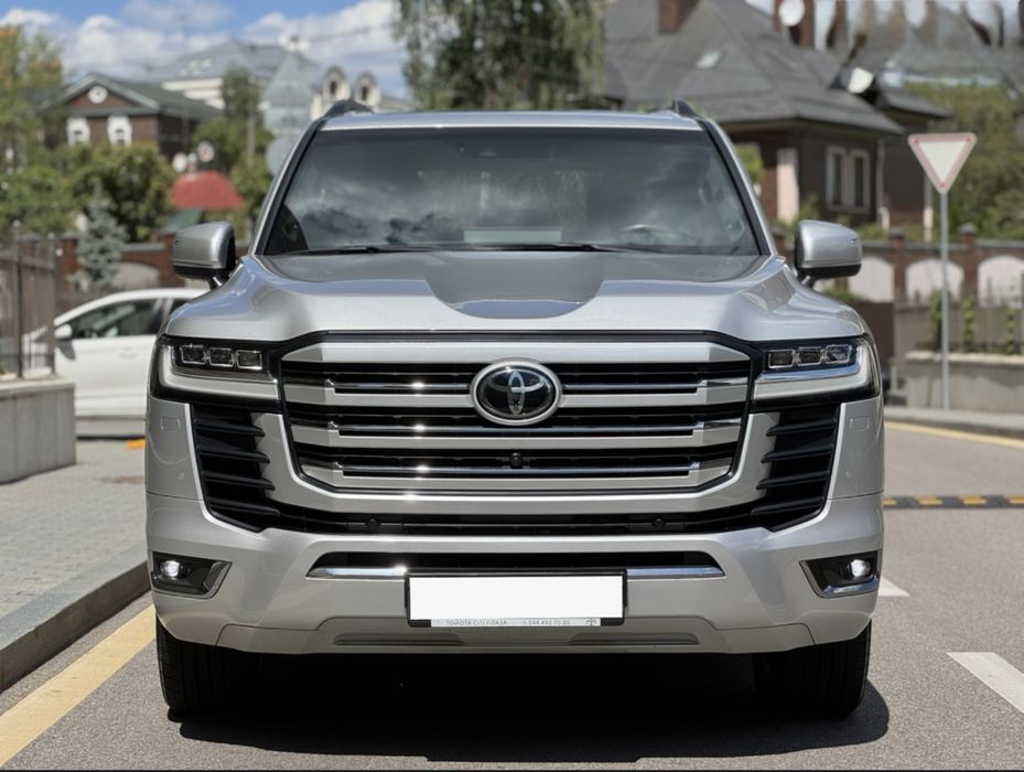Toyota Land Cruiser 2021 VIN JTMABABJ004002236 фото оголошення 3 з 8