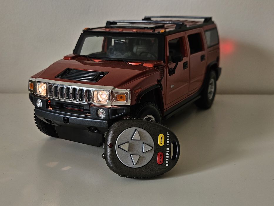 Hummer H2 SUV 1:18 Maisto Unikat! Zdalnie sterowany! Oświetlenie!