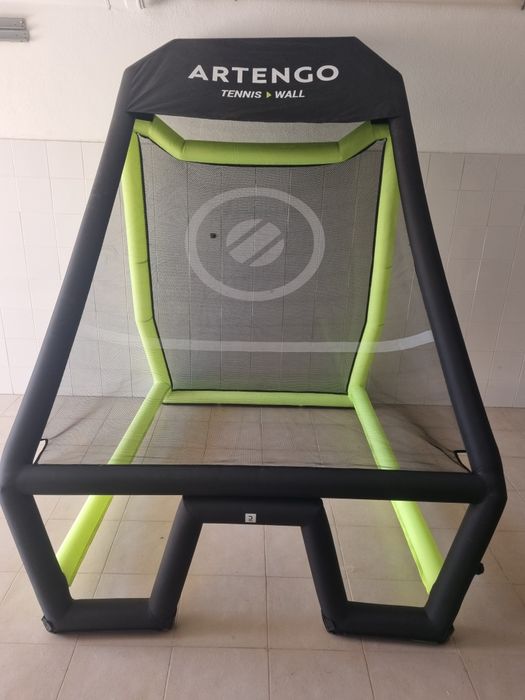 Vende-se parede de treino de ténis insuflável Artengo Tennis Wall, em estado impecável