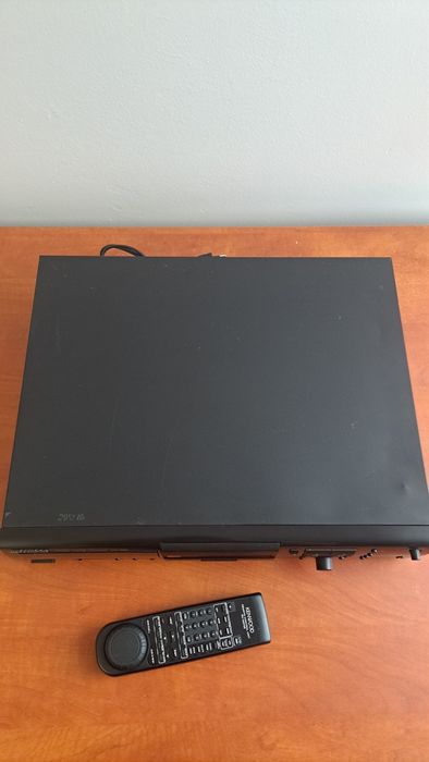 Minidisc Kenwood DMF 5020 z pilotem