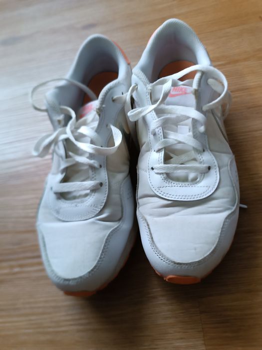 Sapatilhas nike brancas