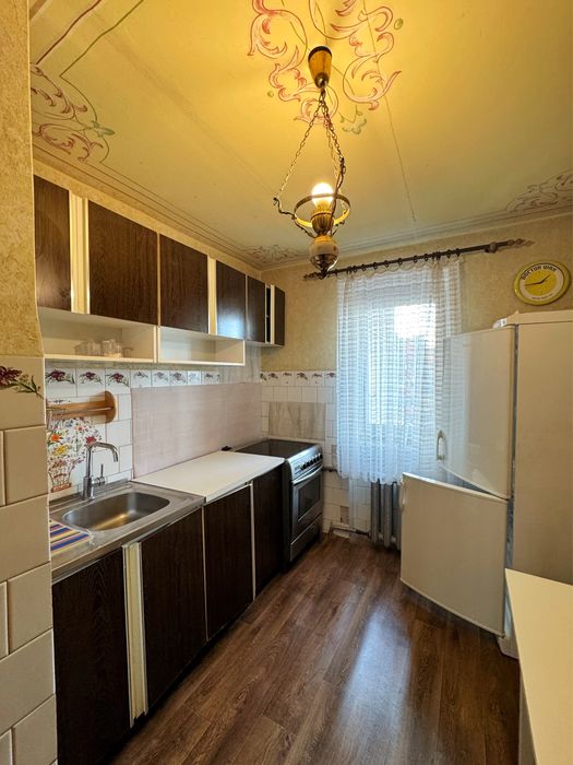 Читайте уважно! Продаж частки 1/2 (половини) квартири, яка в співвласності - вулиця Юрія Липи (бічна Чорновола) / 3 кімнати / 9 поверх