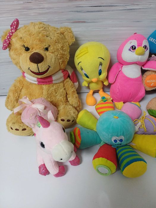 Peluches vários 8 unidades