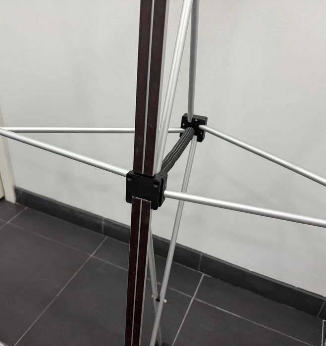 Pop Up Display Magnético 2,5x2,5m com Luzes e Trolley – Como Novo