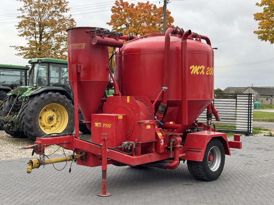 Mobilna mieszalnia pasz DAWEKE MX 2000 na WOM - 5500 litrów Tropper