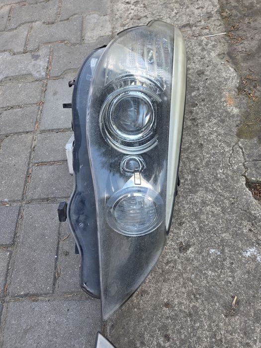 BMW e60 e61 lampa lewa prawa dynamic skrętna d1s lift lci europa bixenon