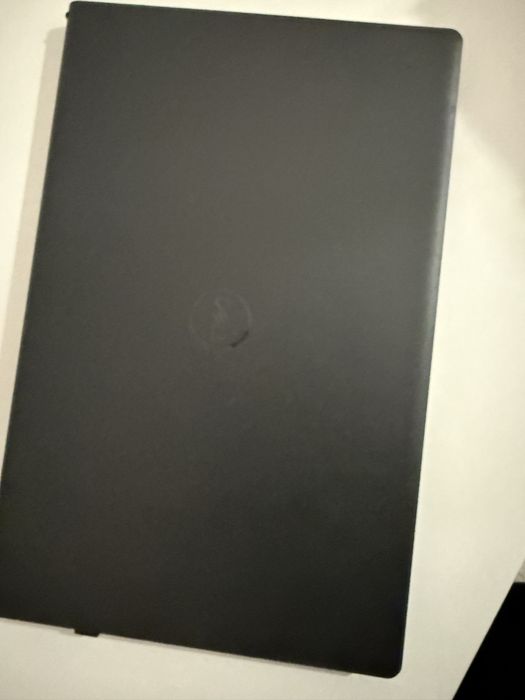 Laptop dell, w bardzo dobrym stanie