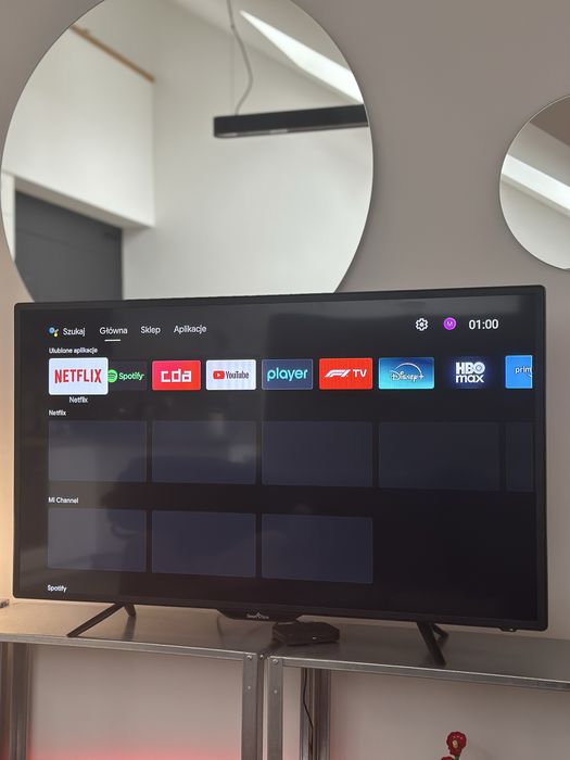 Smart Tech 40 cali + Xiaomi Mi Boxx