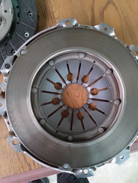 Комплект зчеплення з маховиком Опель Астра h 1.7 дизель