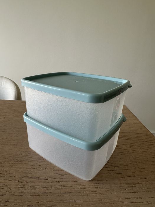 2 Tupperware Freezers477617837069445120