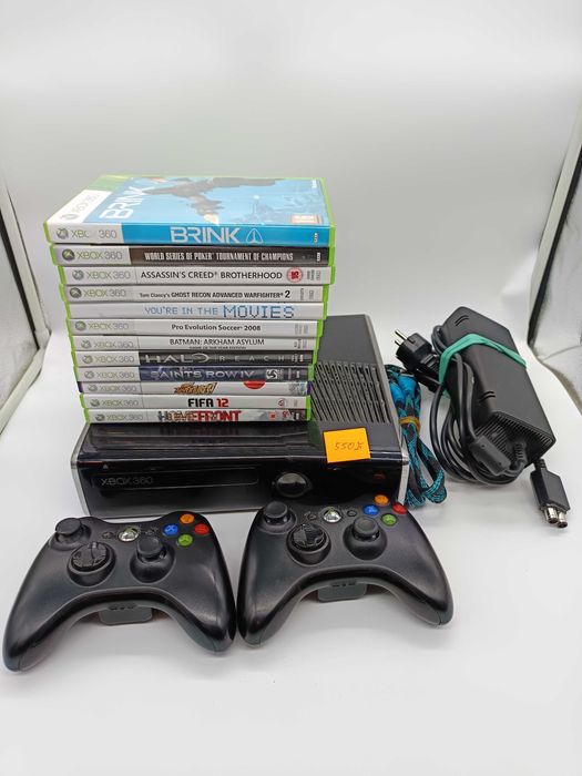 Konsola Xbox 360 S 250 GB + 2 pady + zestaw gier + sensor kinect