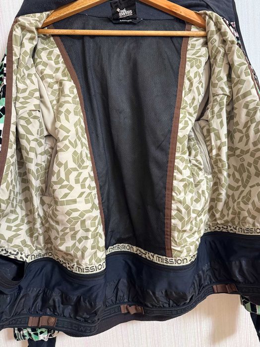 Мужской лыжный костюм (куртка и брюки) размер S-М как Новый, Идеальный