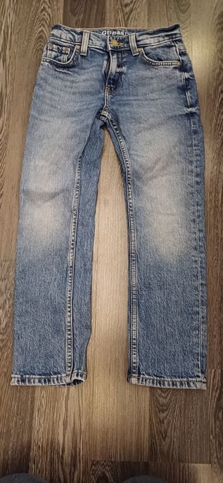 Śliczne jeansy marki Guess, założone 2 razy, idealne, piękny kolor